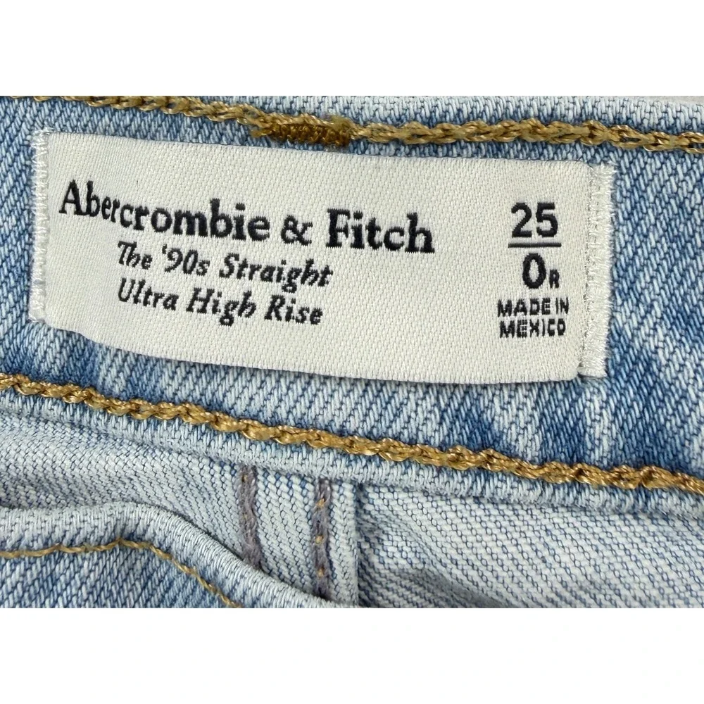 Abercrombie & Fitch 90s Ultra High Rise Straight Ripped Jeans Light Wash 25 0R